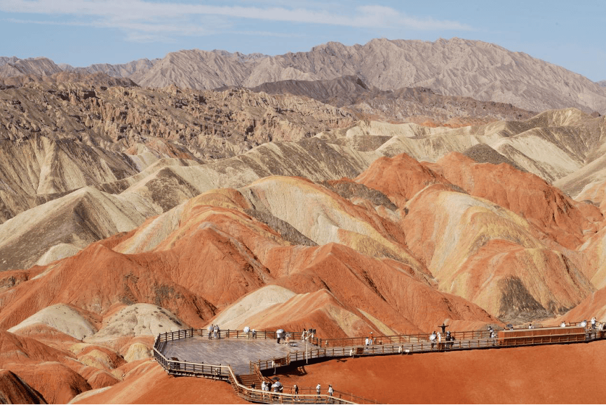 甘肃,亲爱的听众朋友们,大家好!
